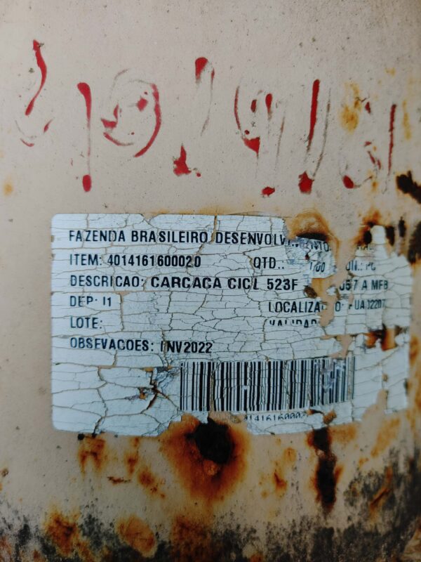 Lote de Revestimentos, Parafusos e Peças Diversas de Hidrociclone - Image 8