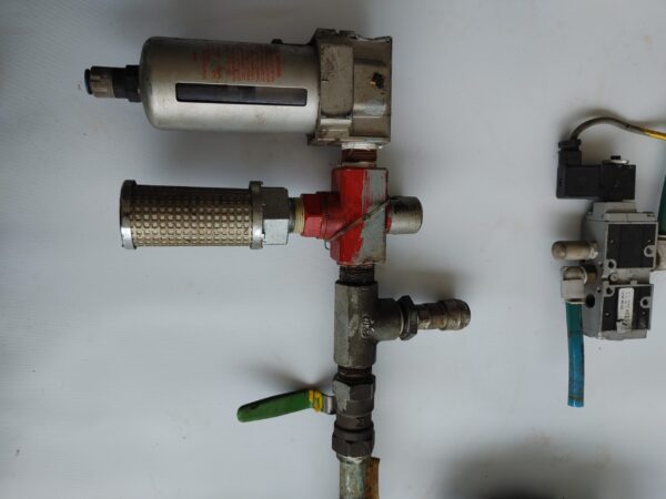 Lote de Periféricos Pneumáticos Diversos - Image 3