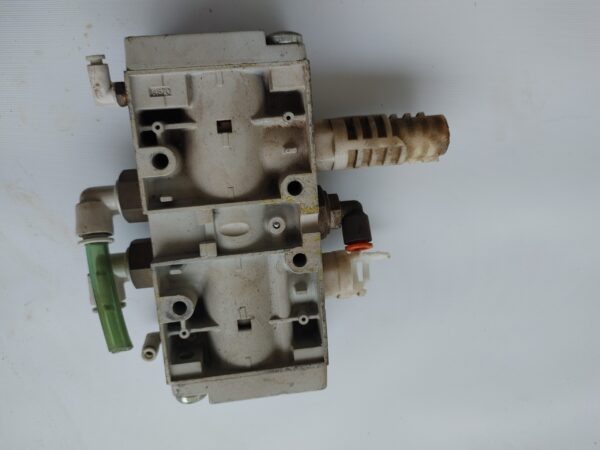 Lote de Periféricos Pneumáticos Diversos - Image 17