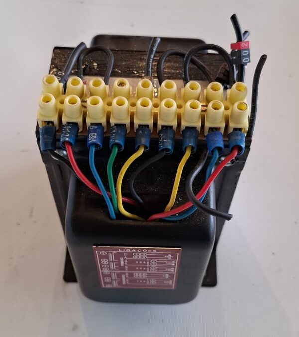 Transformador de Comando Líder TC 200VA Entrada 220/380/440V Saída 110/220V​ - Image 3